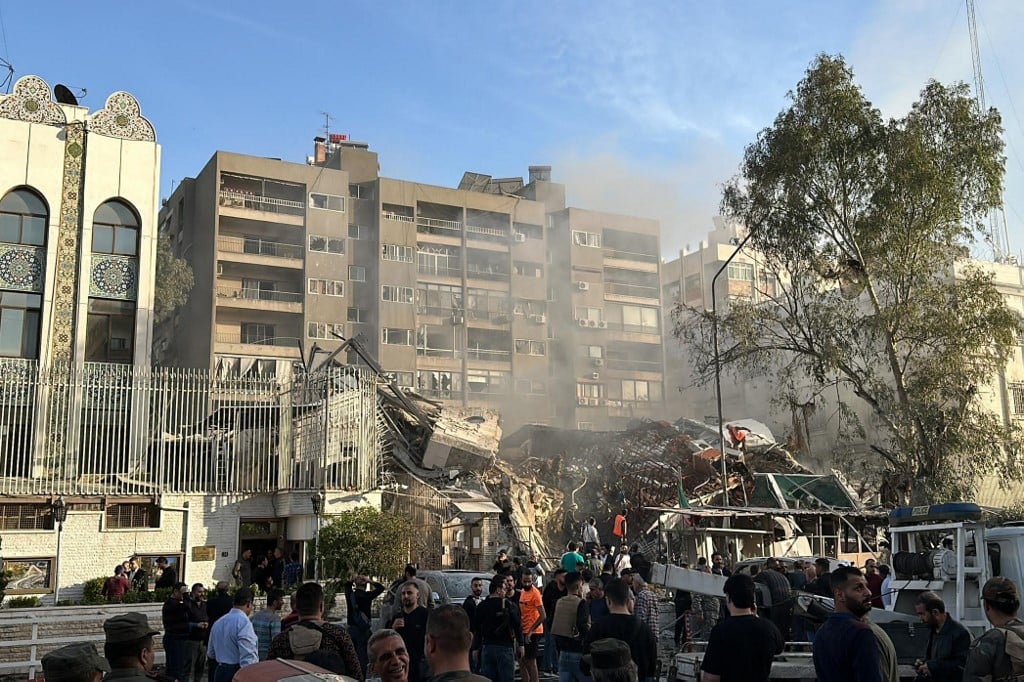 6 killed as Israel strikes Iran embassy annex in Damascus: monitor
