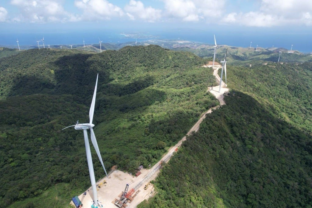 Yuchengco’s expanded wind farm powers Panay 
