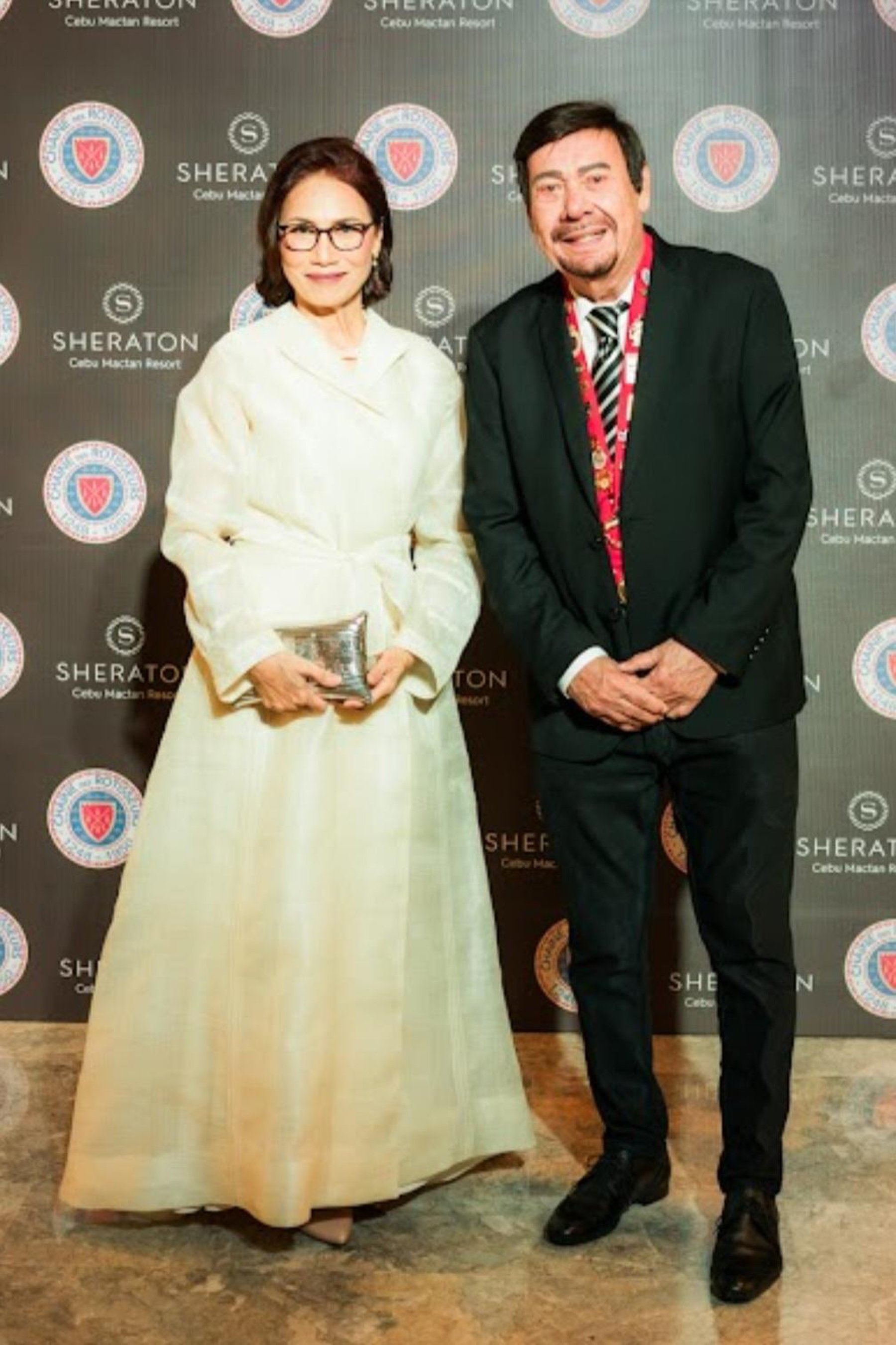 Dottie Wurgler Cronin, general manager of Sheraton Mactan Cebu Resort, and Michel Lhuillier of Chaine Bailli Delegue.