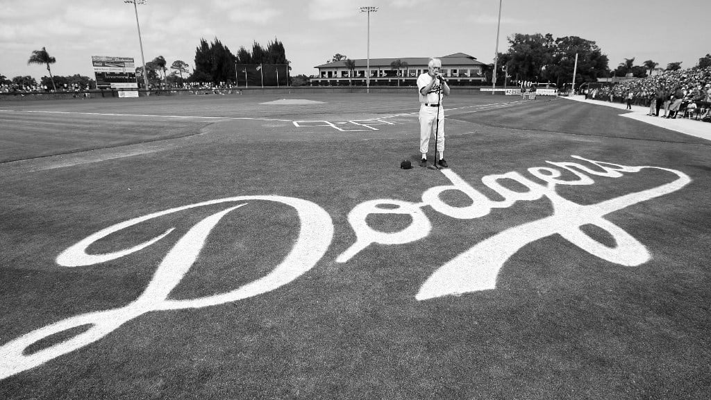 Dodgers great Erskine dies at 97