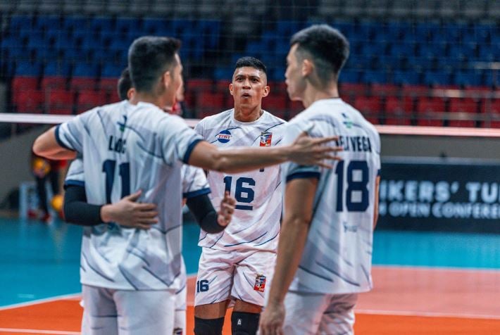 Spikers Turf semis heats up