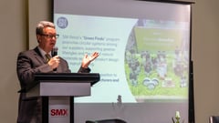 SMIC improves earnings in Q1