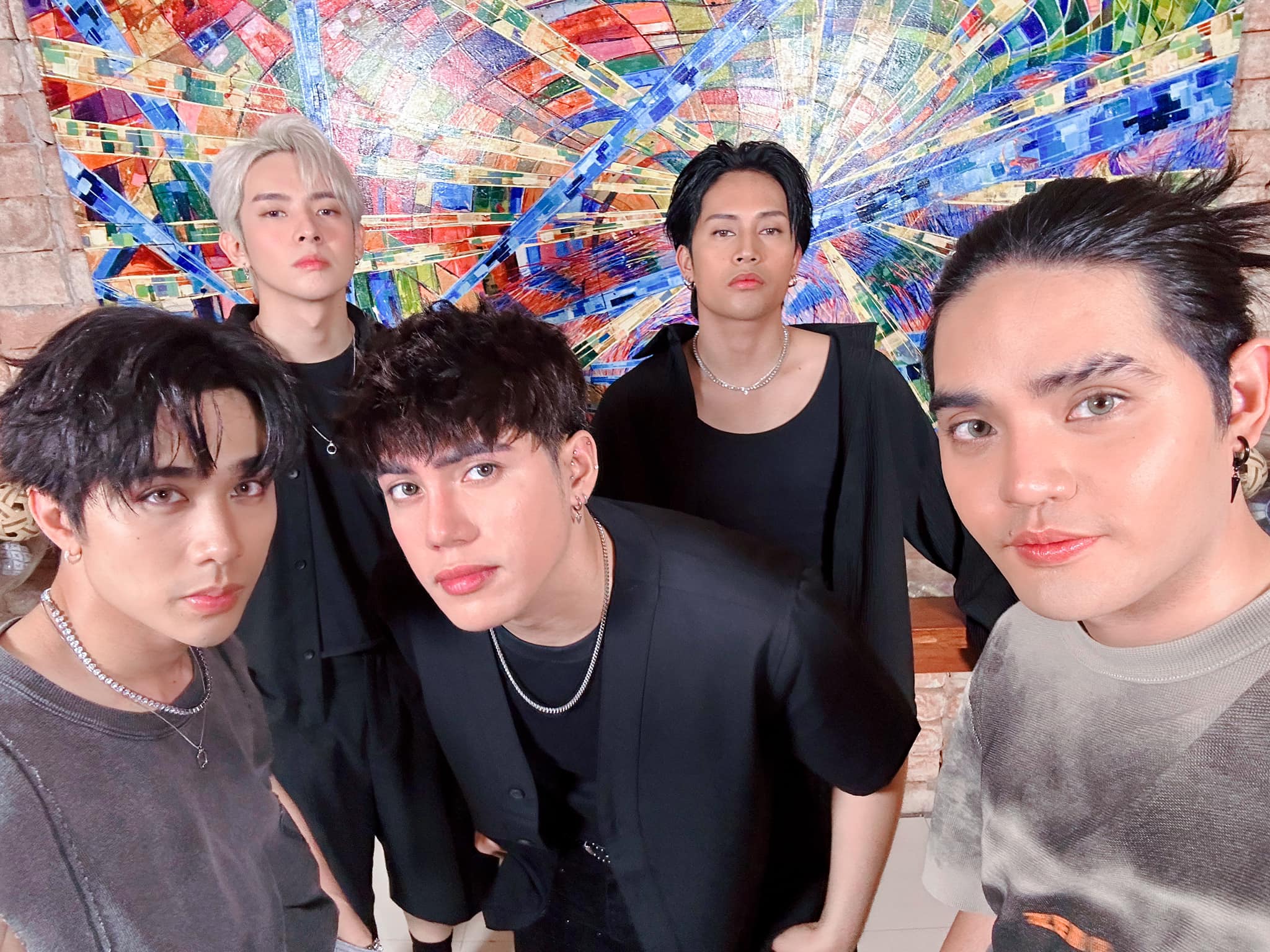 SB19, Flow G, Bini at Sunkissed Lola, sanib-pwersa para sa pagpapasaya