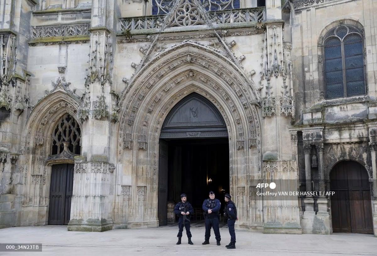 France ‘protects’ thousands of churches