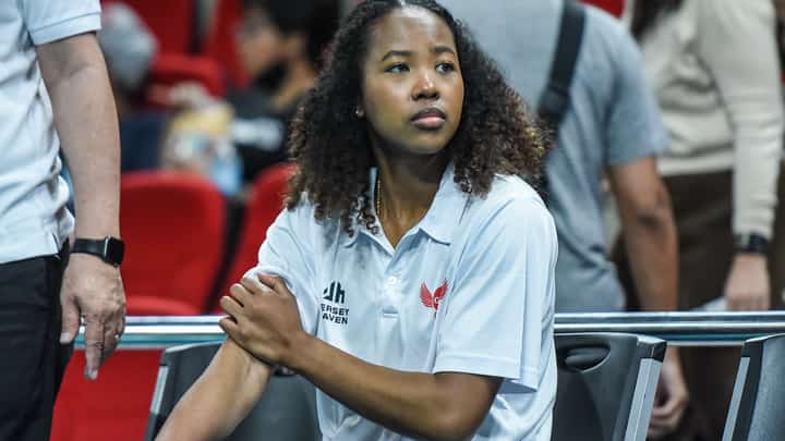 MJ Phillips gets reduced into a cheerleader when Petro Gazz dominated Cignal in the PVL All-Filipino Conference late Tuesday at the Philsports Arena.
