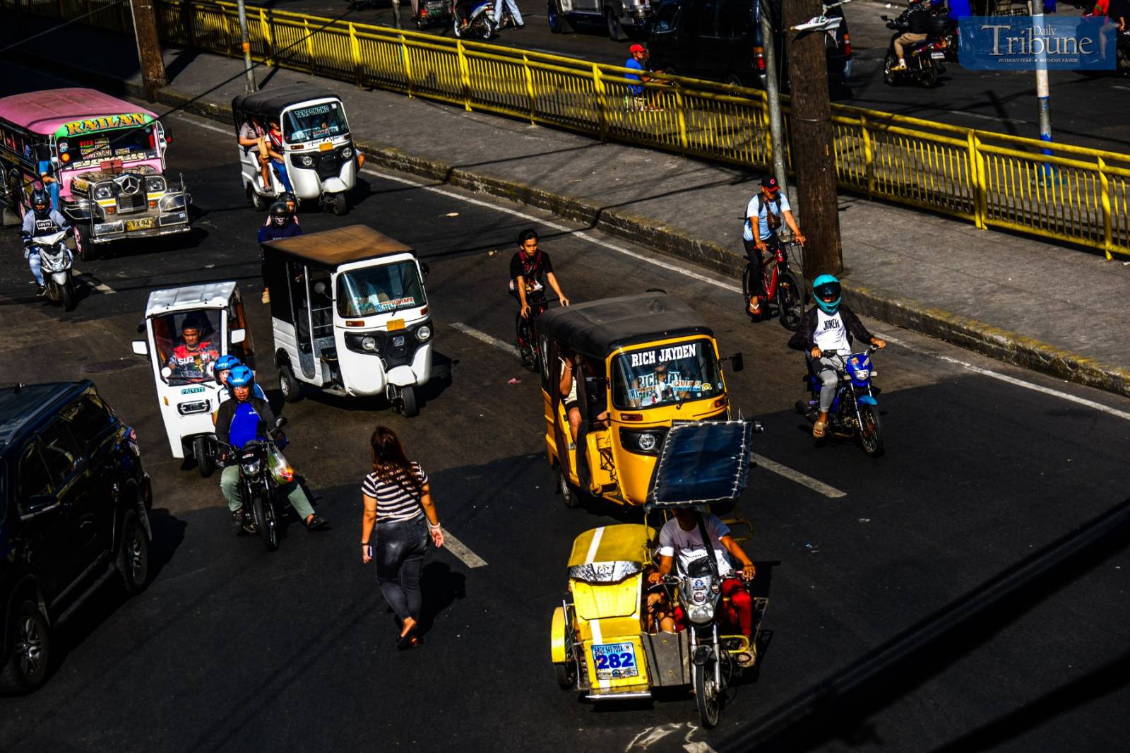 Light vehicles on Manila roads
