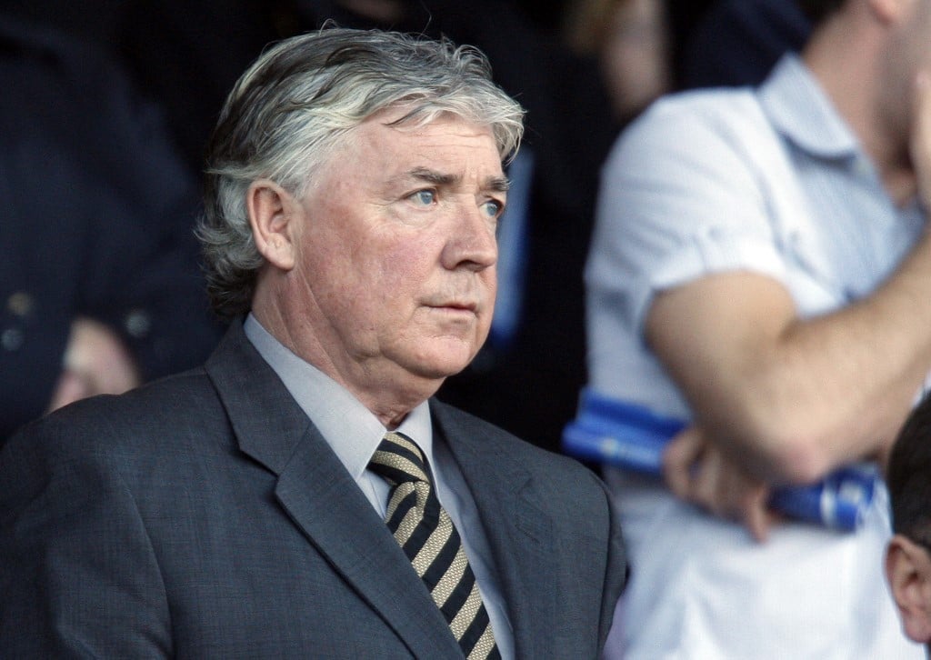 (FILES) Newcastle United's Interim Manager Joe Kinnear arrives to take his seat prior to the kick off of the English Premier League football match against Everton at Goodison Park in Liverpool, north west England on 5 October 2008.
