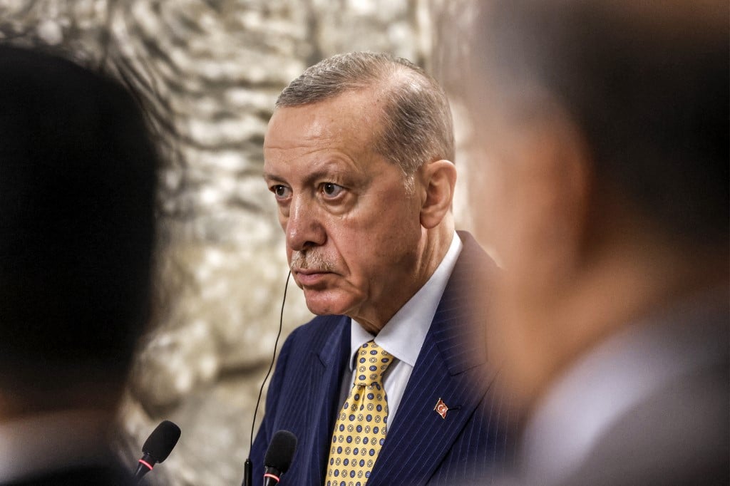 Turkey's Erdogan in Iraq to talk security, water and oil