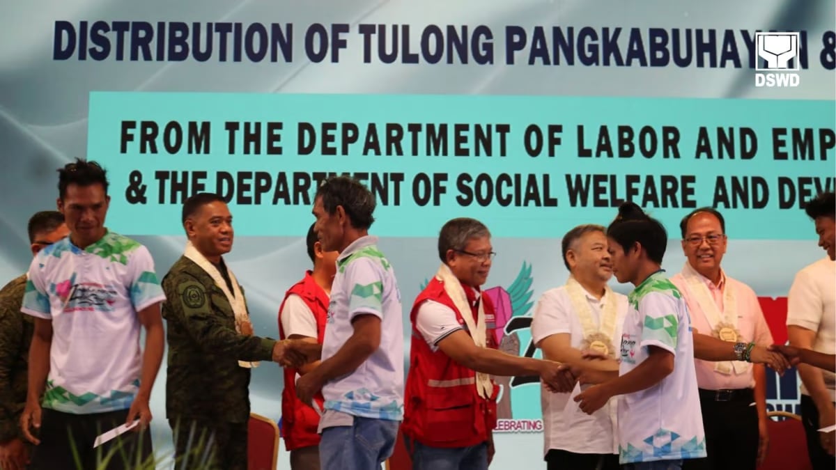P4.5-M worth of DSWD grants distributed in Ilocos Sur — official
