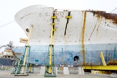 South Korea mourns ferry disaster