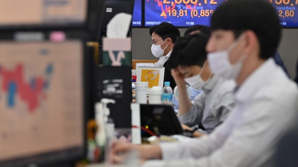 Most Asian markets gain as 'critical' US inflation data looms