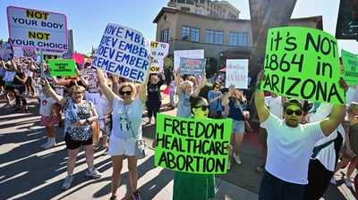 U.S. states prepare for battle over abortion pills