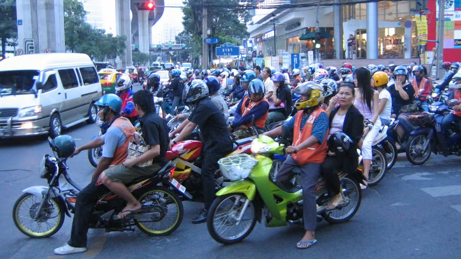 MC taxi expansion faces opposition anew