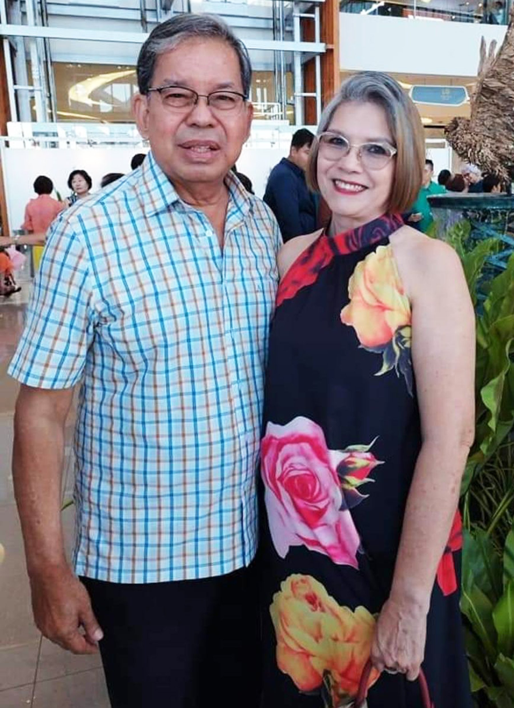 MARI and Marilou Cañizares.