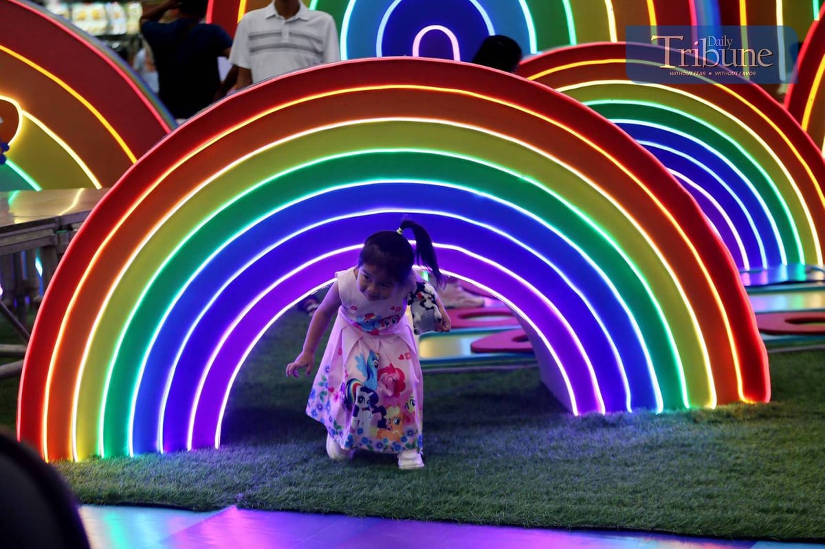 Huetopia rainbow