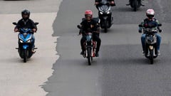 EDSA motorcycle lane mulled to cut traffic woes