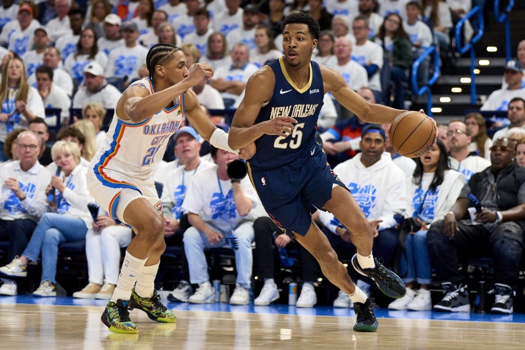 THUNDER PINASABOG ANG PELICANS