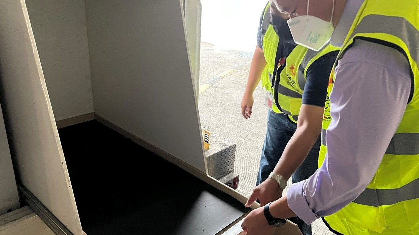 Gold ring left behind at Butuan Airport security checkpoint returned to owner