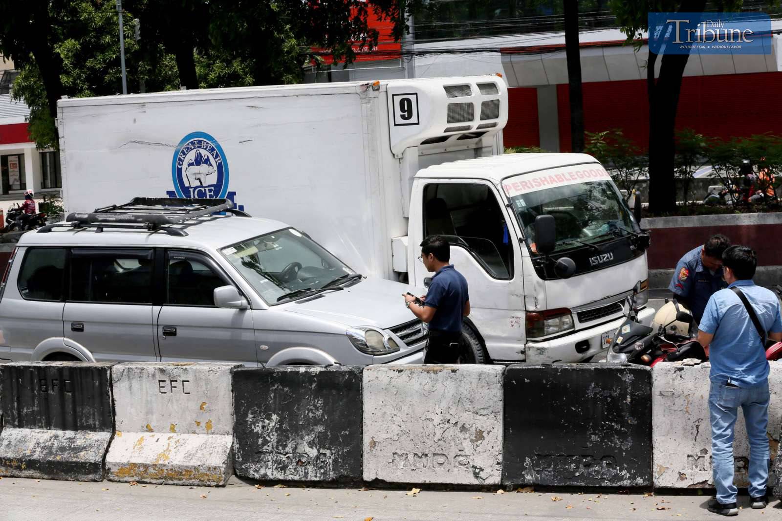 A vehicular accident at Quezon Avenue
