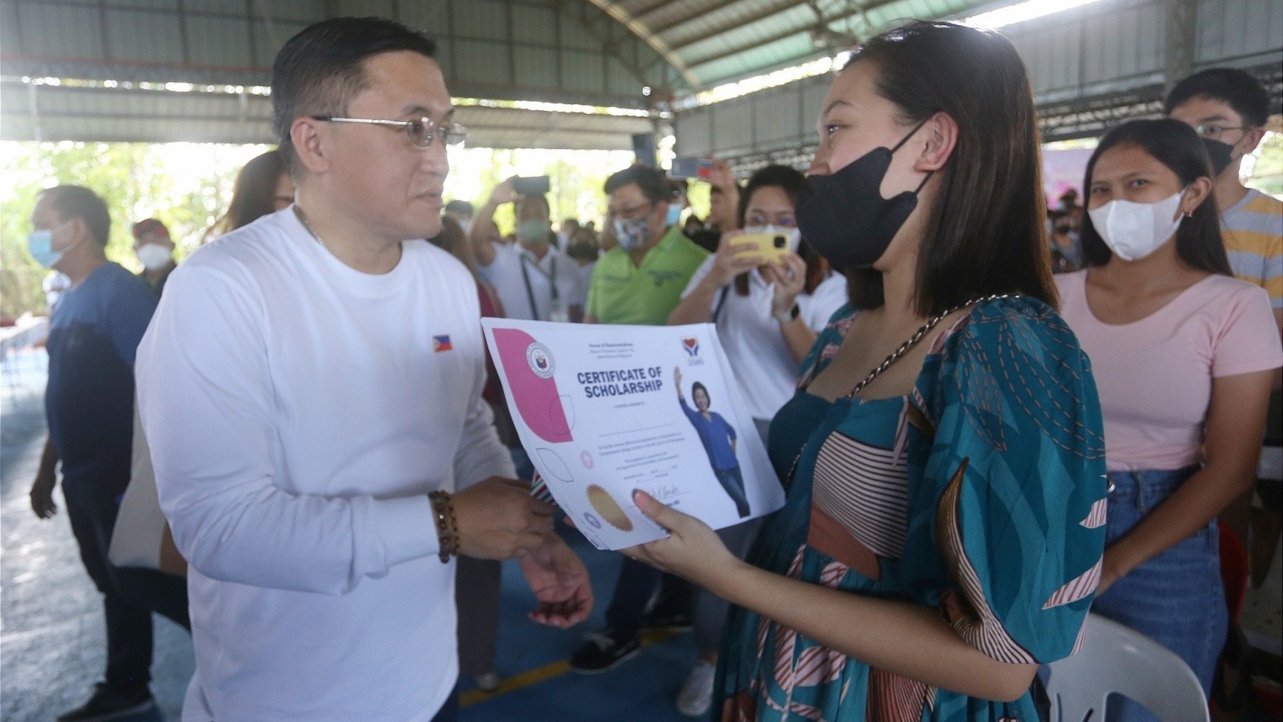 Bong Go visits Iloilo to aid displaced workers, typhoon-hit communities; checks Super Health Center