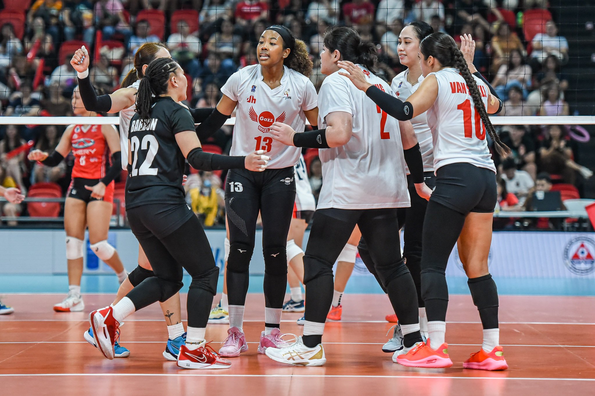 Petro Gazz tramples Chery Tiggo, notches first semis win