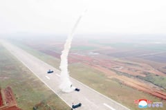N. Korea tests cruise missiles warhead