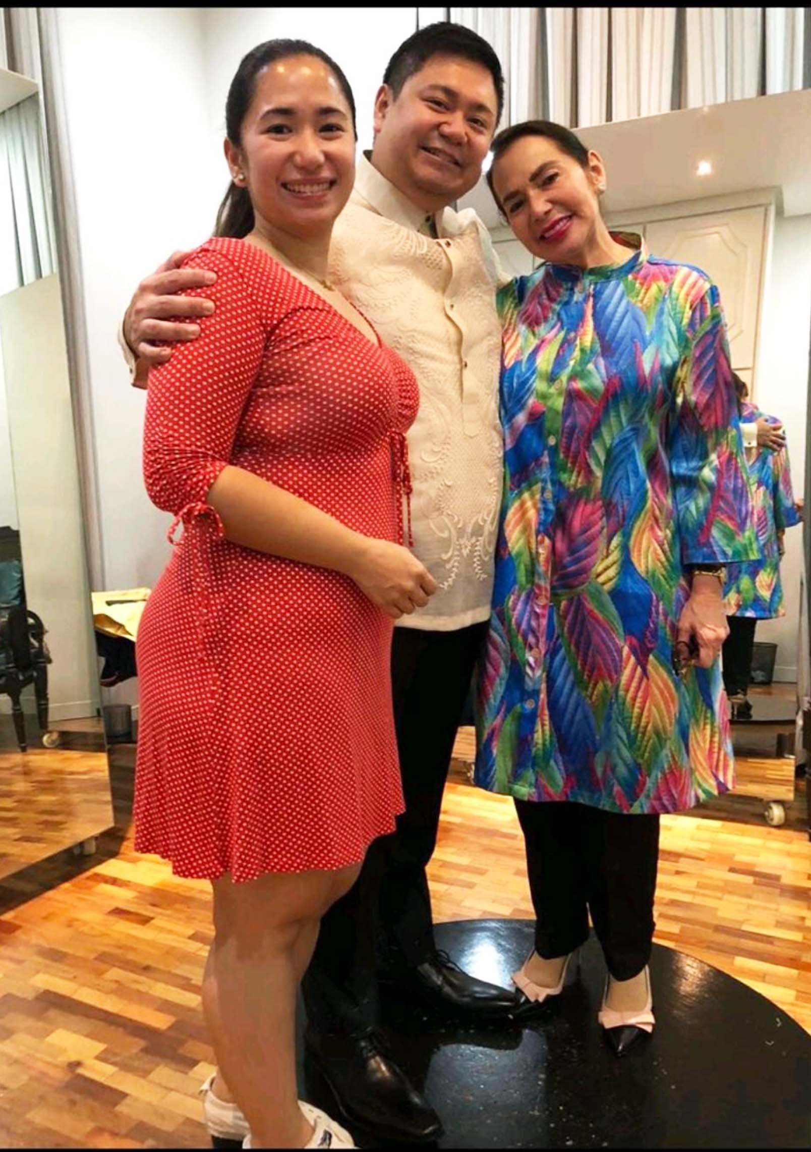 Alessa and Ian Borromeo with mom Lisette Garcia.