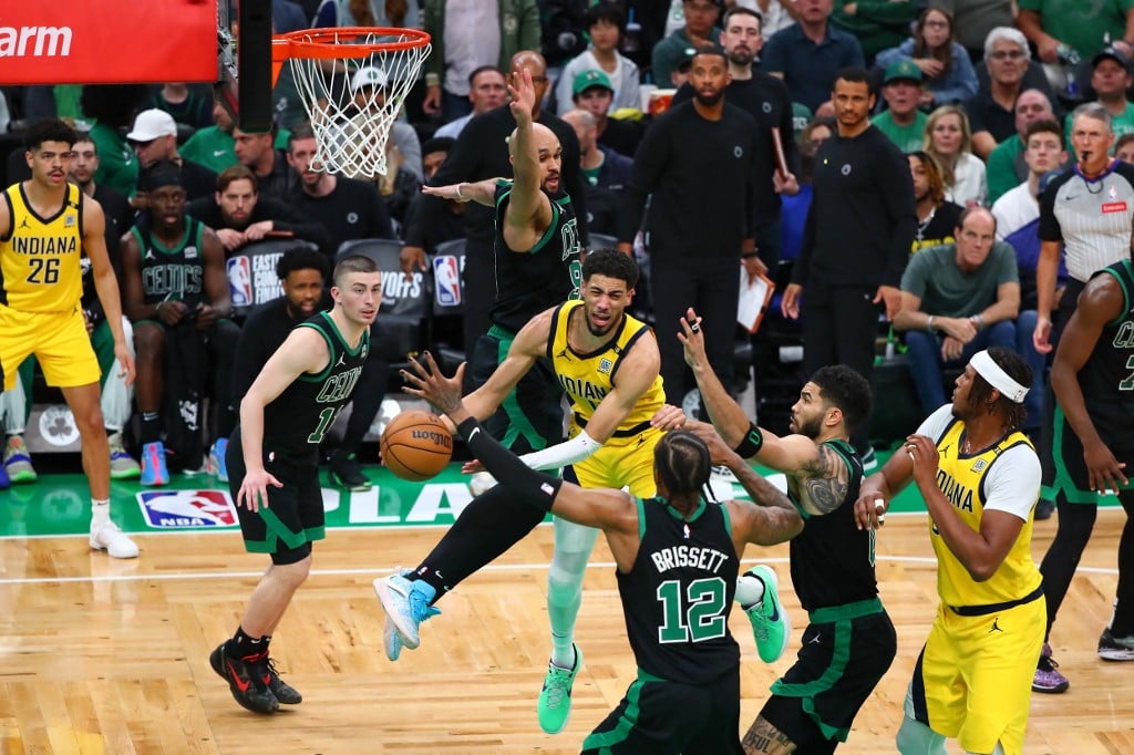 PACERS HINDI NAWAWALAN NG PAG-ASA
