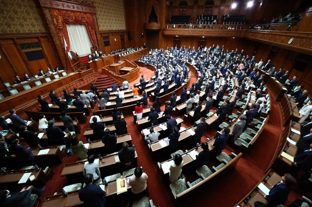 Japan changes law, allows joint custody after divorce