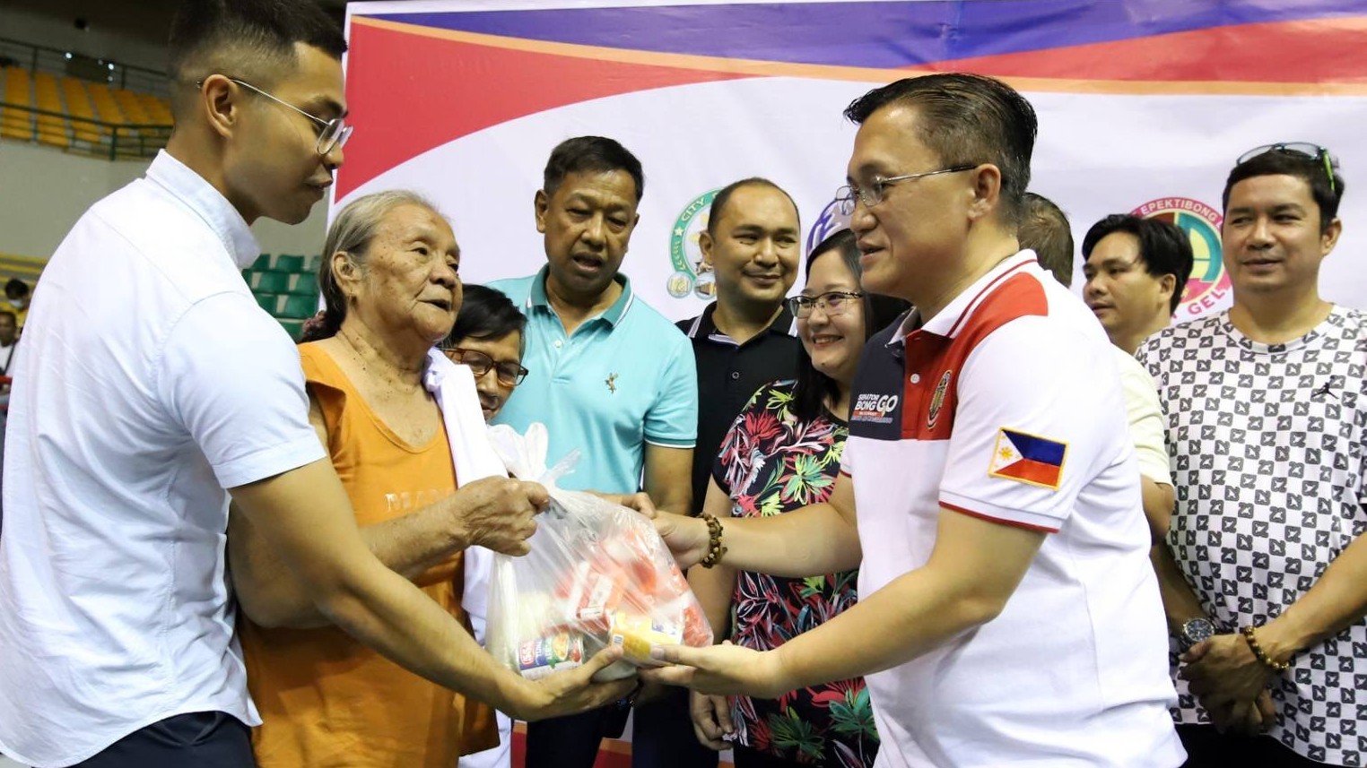 Bong Go champions welfare of senior citizens during Biñan visit