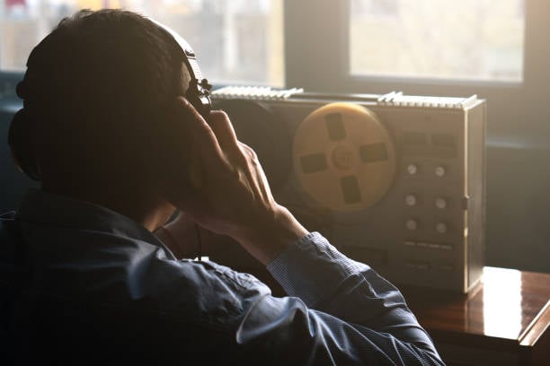 Chinese diplomats in wiretapping slammed