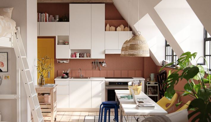 fully customizable kitchen designs, from modern to traditional.between.