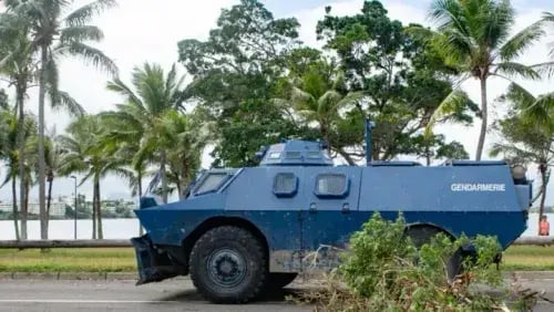 France deploys troops to New Caledonia