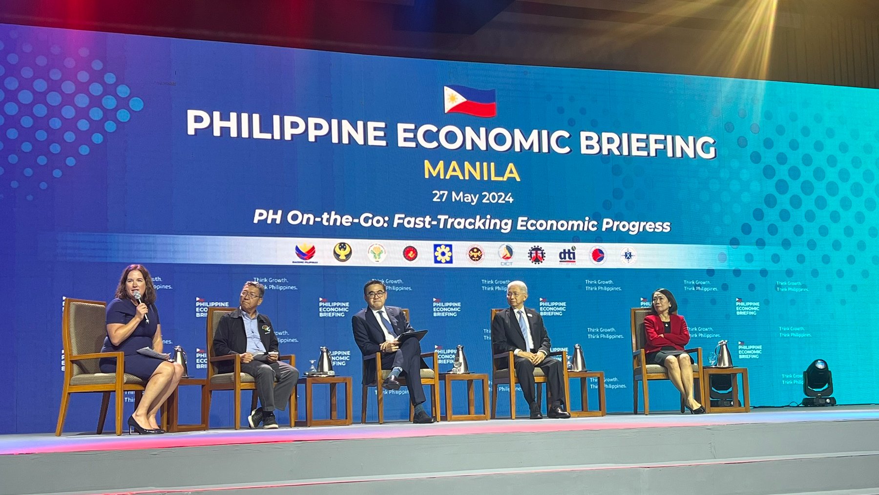 A panel discussion at the Philippine Economic Briefing was joined by, from left, Nomura Chief ASEAN Economist Euben Paracuelles who facilitated the proceedings, Bangko Sentral ng Pilipinas Senior Assistant Governor Iluminada Sicat, Budget Secretary Amenah Pangandaman, Finance Secretary Ralph Recto, Socioeconomic Planning Secretary Arsenio Balisacan, and International Monetary Fund Resident Representative to the Philippines Ragnar Gudmundsson.