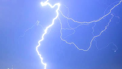 Lightning strike claims lives of 2 soldiers