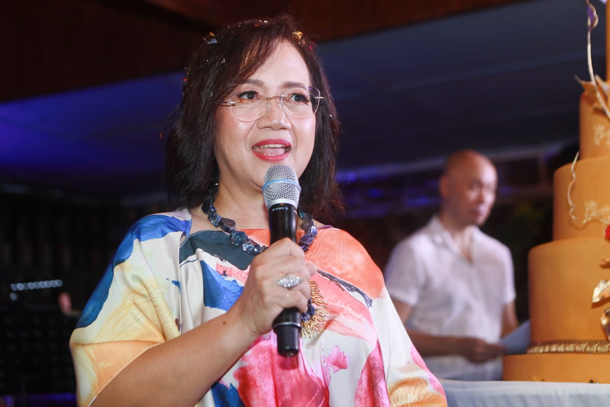 HAZEL at 60.