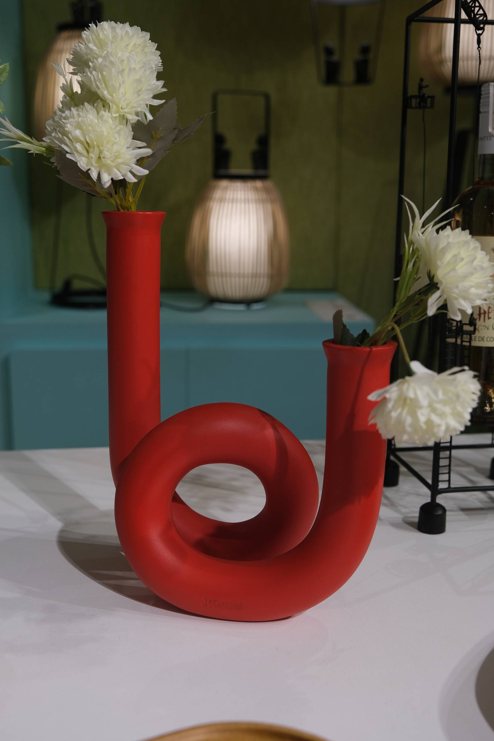 CURLY vase