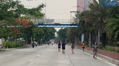 CAR-FREE SUNDAY