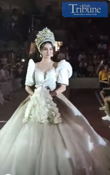REINA DE LA PAZ