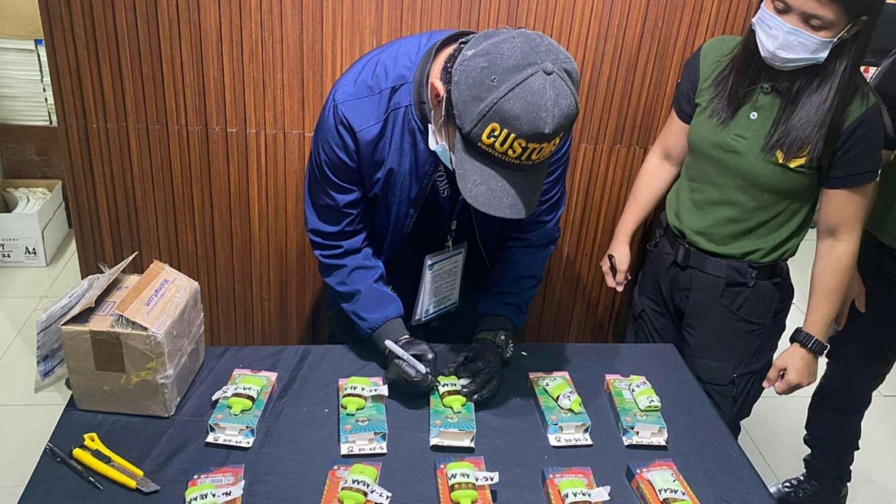 P4.5-M illegal drugs found in abandoned parcels