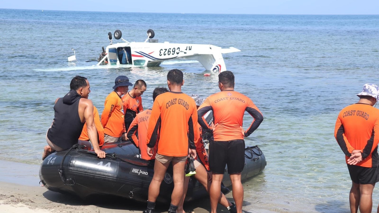 Cessna plane crashes off San Fernando, La Union