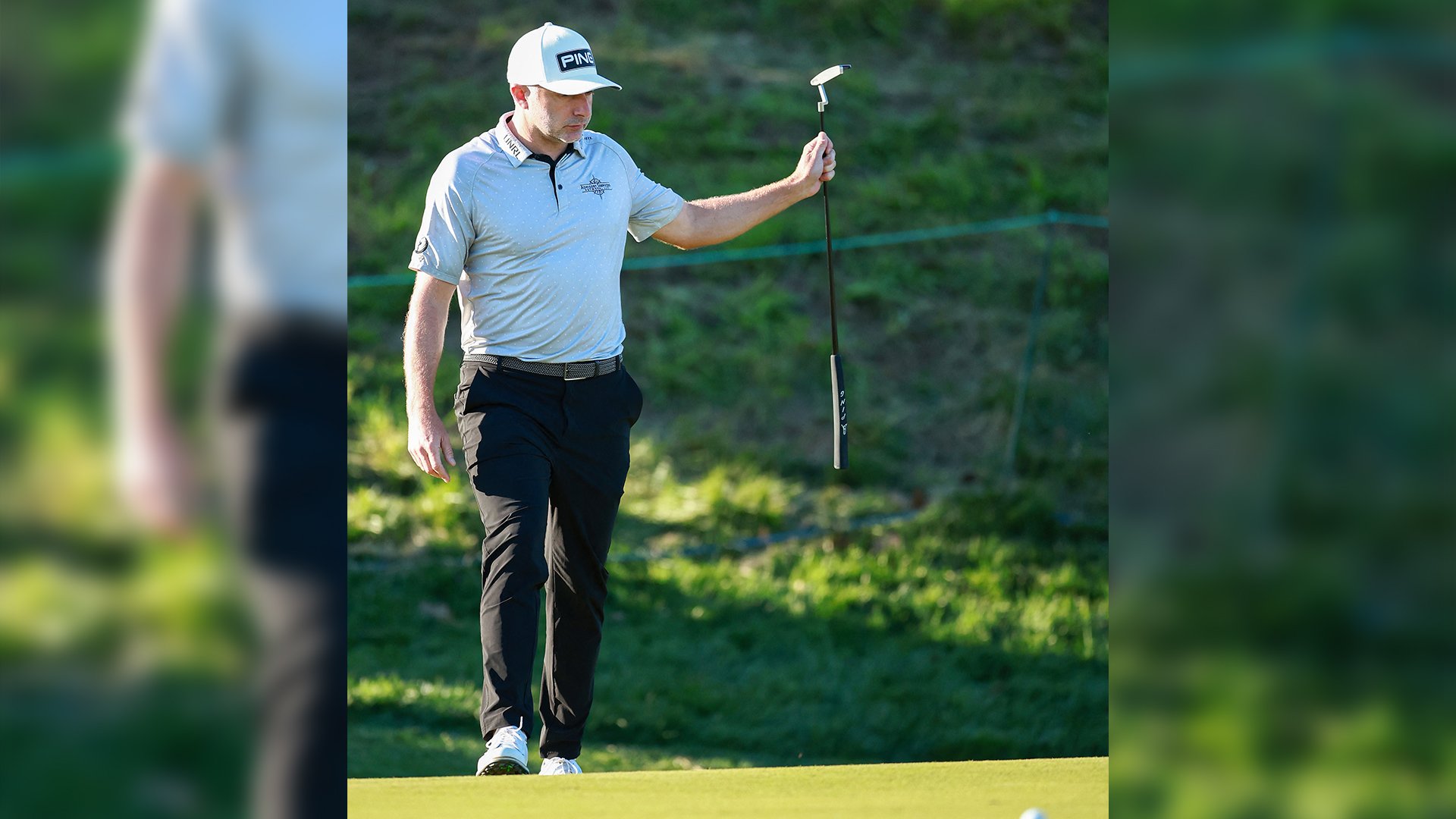 Skinns sizzles with 62, posts one-shot lead