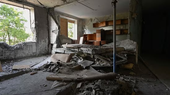 Russian shelling kills 2 in eastern Ukraine region