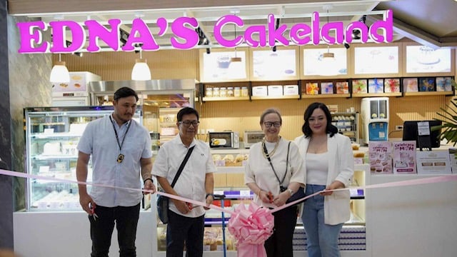Edna’s Cakeland recently opened its 10th branch in SM Clark Pampanga.