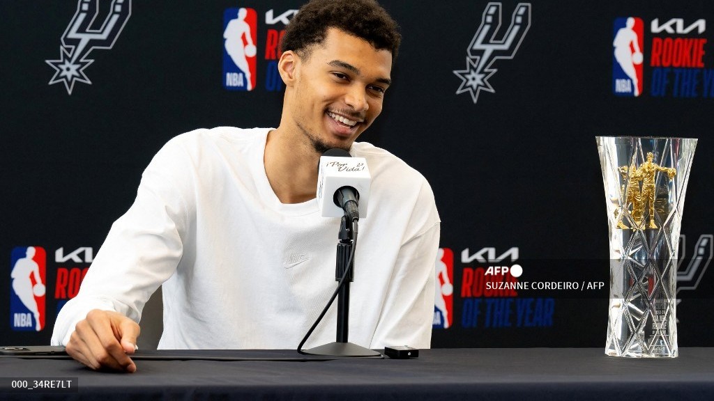 Wembanyama wants to 'keep momentum going' after NBA rookie honor