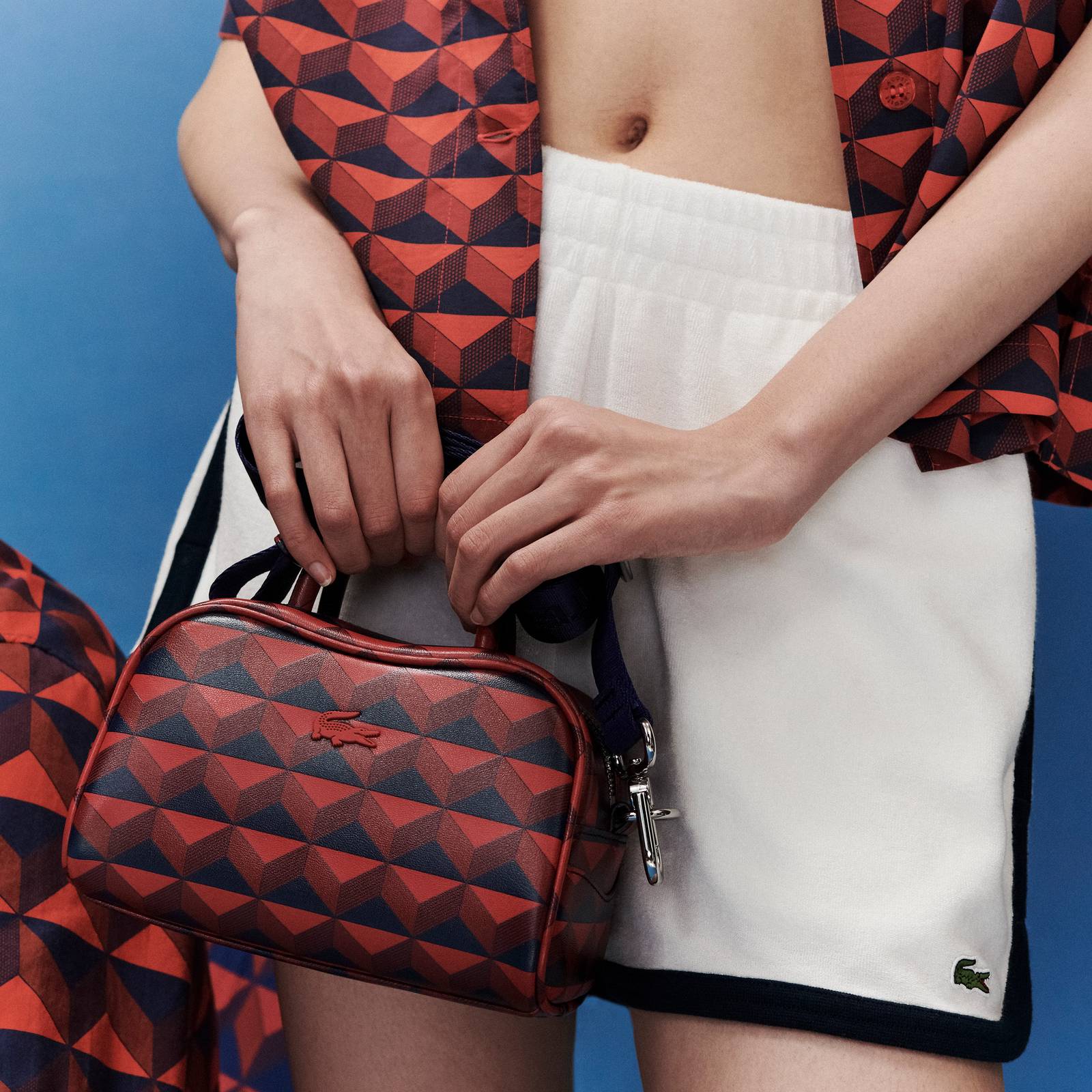 LORA graphic print shoulder bag.