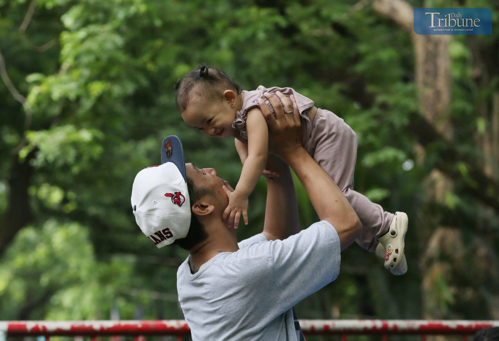 Bill to expand paternity leave benefits filed at House