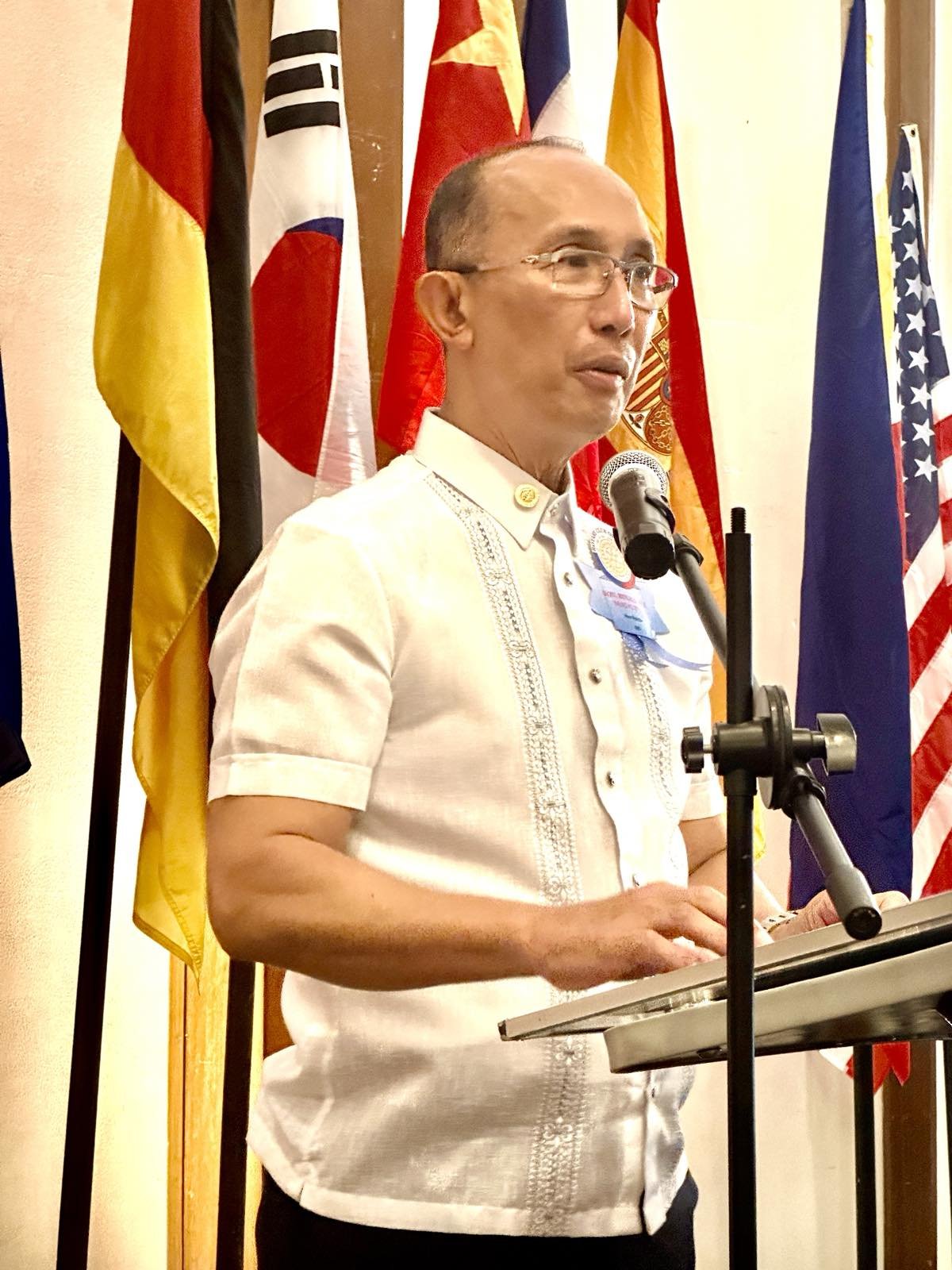 Baguio mayor exposes corrupt practices, urges youth to speak out 
