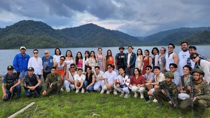 From south to south: Naga and Nunungan with traveling thespians