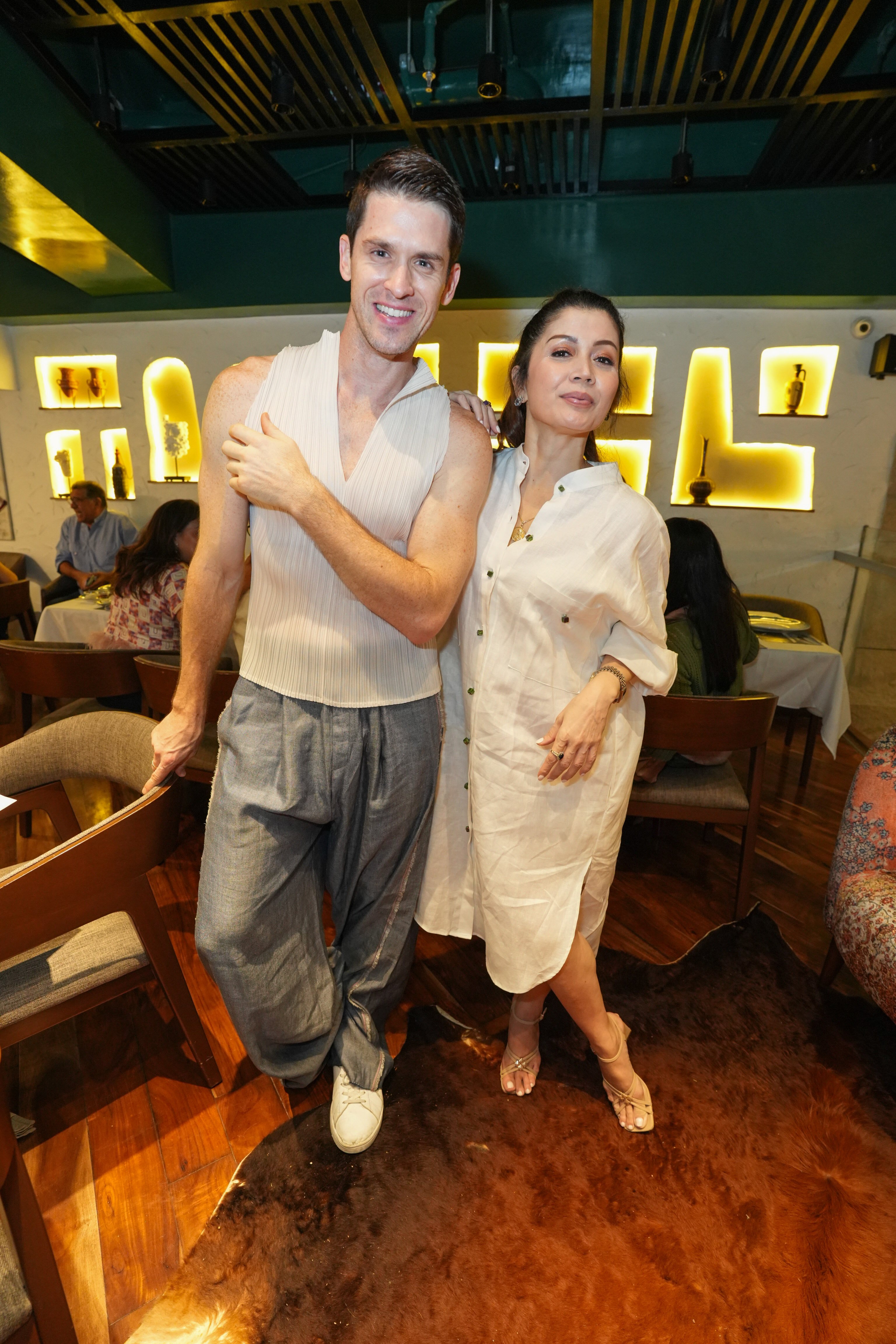Mixologist Ryan Larson and eventeer Ana Amigo.